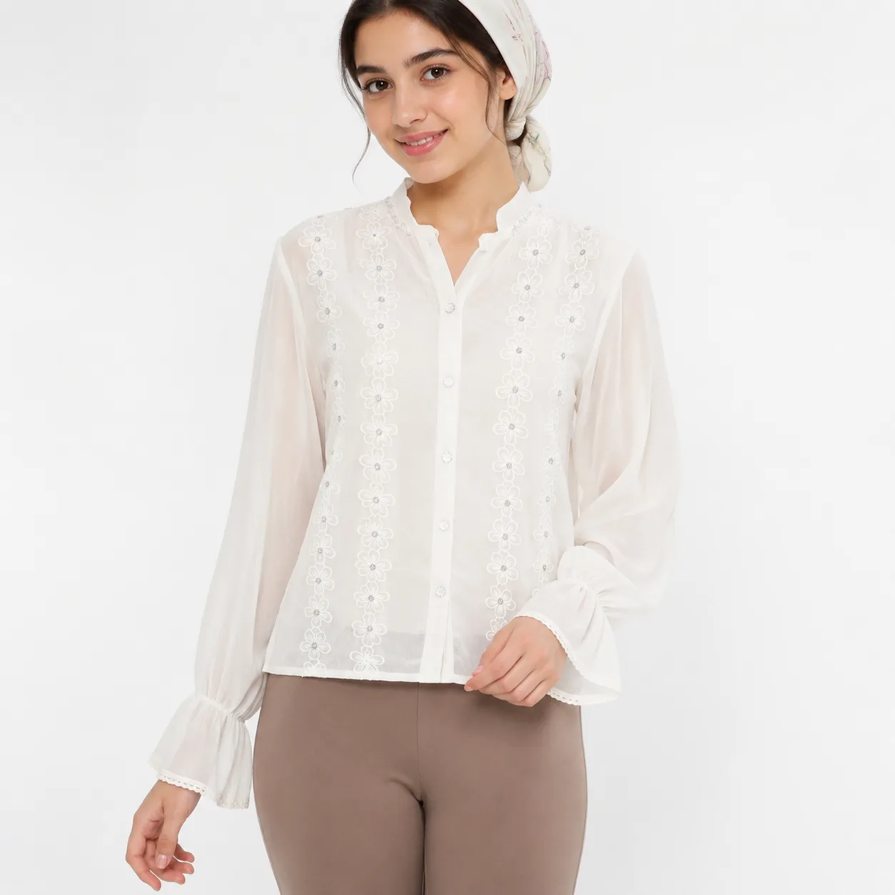 WD0045 شومیز زنانه ملیله دوزی سفید وارداتی - Image 1